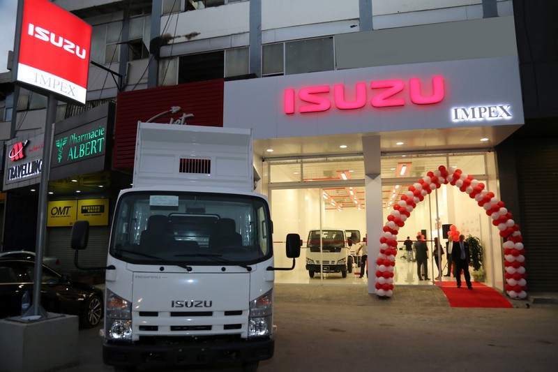 New ISUZU Showroom and Service Center Opening